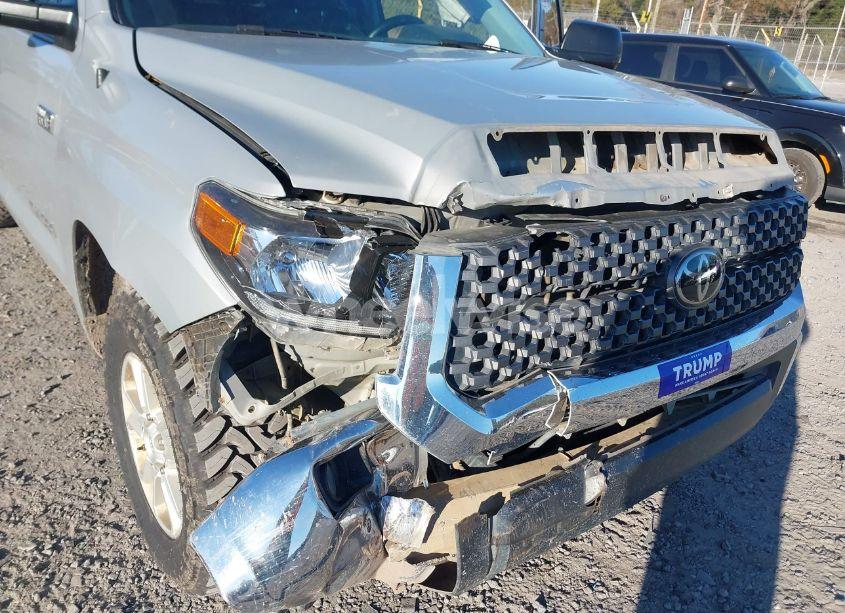 Photo 6 of 2018 Toyota Tundra SR5 5.7L V8 (VIN 5TFUW5F16JX756387)