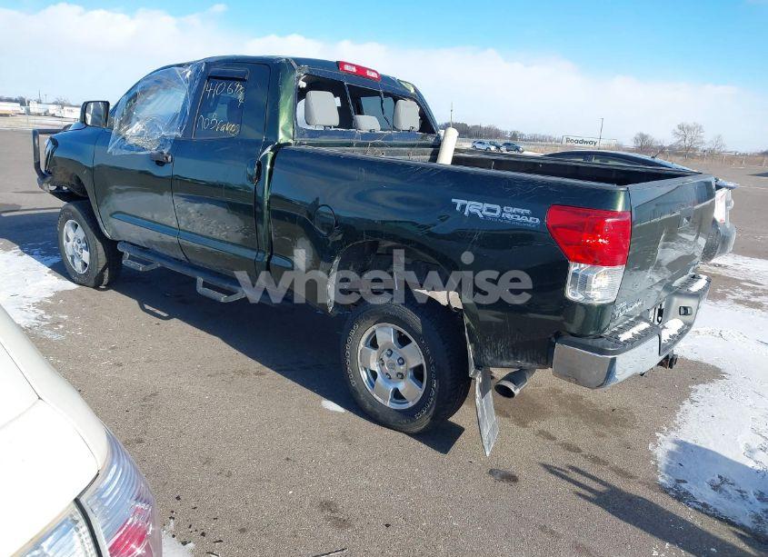 Photo 3 of 2011 Toyota Tundra GRADE 5.7L V8 (VIN 5TFUW5F17BX180052)