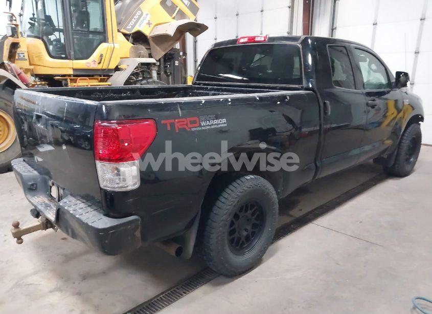Photo 4 of 2013 Toyota Tundra DOUBLE CAB SR5 (VIN 5TFUW5F17DX305344)