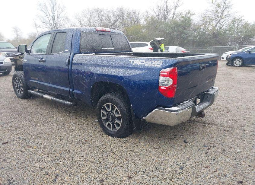 Photo 3 of 2015 Toyota Tundra SR5 5.7L V8 (VIN 5TFUW5F17FX457644)