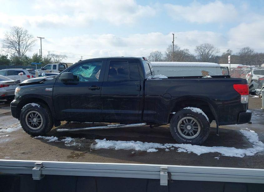 Photo 14 of 2010 Toyota Tundra DOUBLE CAB SR5 (VIN 5TFUW5F18AX108632)