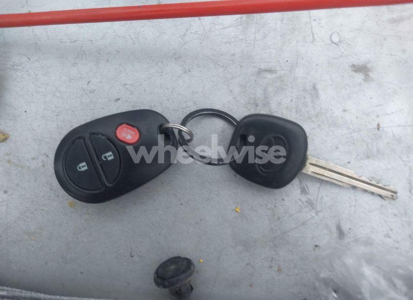 Photo 11 of 2011 Toyota Tundra GRADE 5.7L V8 (VIN 5TFUW5F18BX186846)