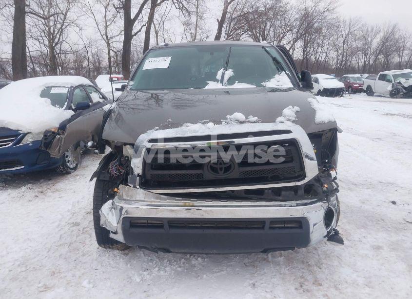 Photo 12 of 2011 Toyota Tundra GRADE 5.7L V8 (VIN 5TFUW5F18BX186846)