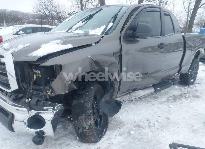 Photo 6 of 2011 Toyota Tundra GRADE 5.7L V8 (VIN 5TFUW5F18BX186846)