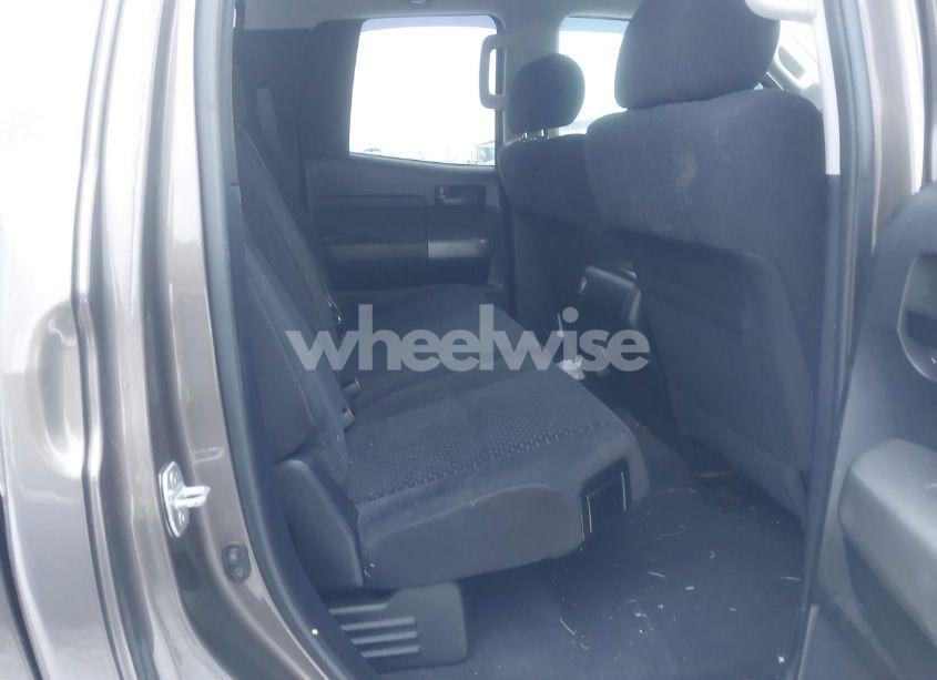 Photo 8 of 2011 Toyota Tundra GRADE 5.7L V8 (VIN 5TFUW5F18BX186846)