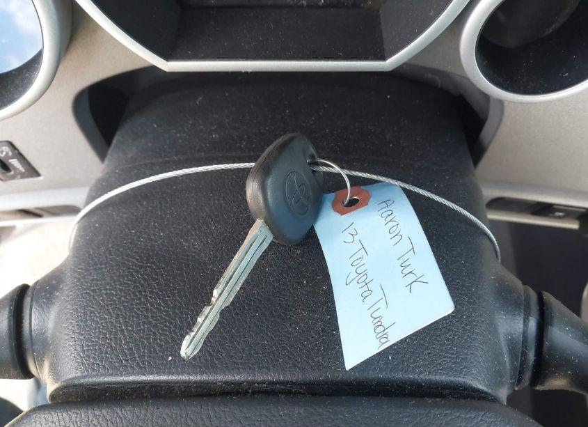 Photo 11 of 2013 Toyota Tundra GRADE 5.7L V8 (VIN 5TFUW5F18DX312187)