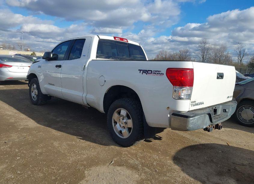 Photo 3 of 2013 Toyota Tundra GRADE 5.7L V8 (VIN 5TFUW5F18DX312187)