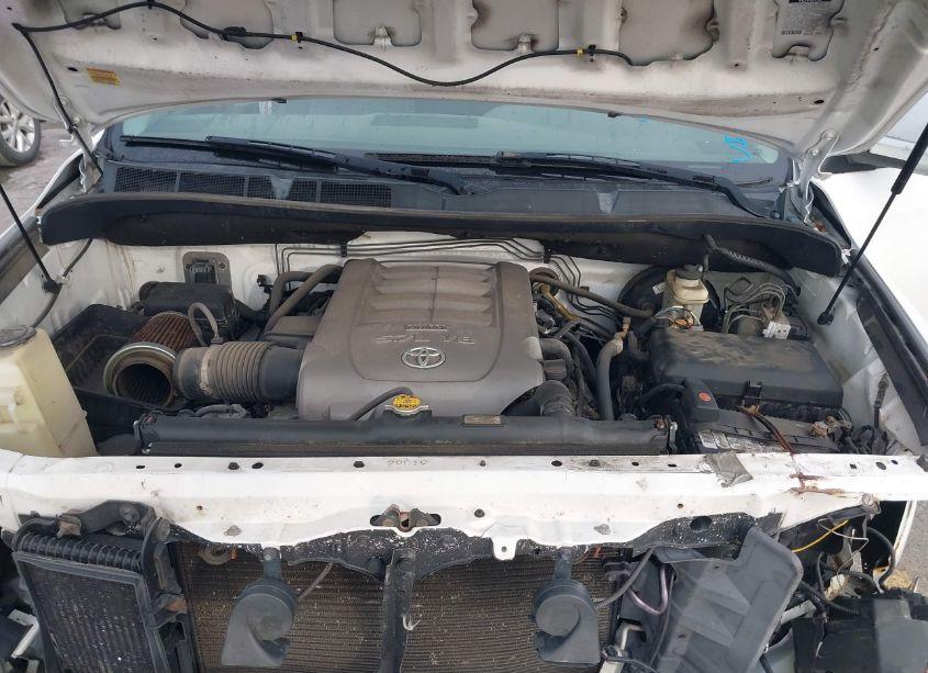 Photo 10 of 2010 Toyota Tundra GRADE 5.7L V8 (VIN 5TFUW5F19AX102208)