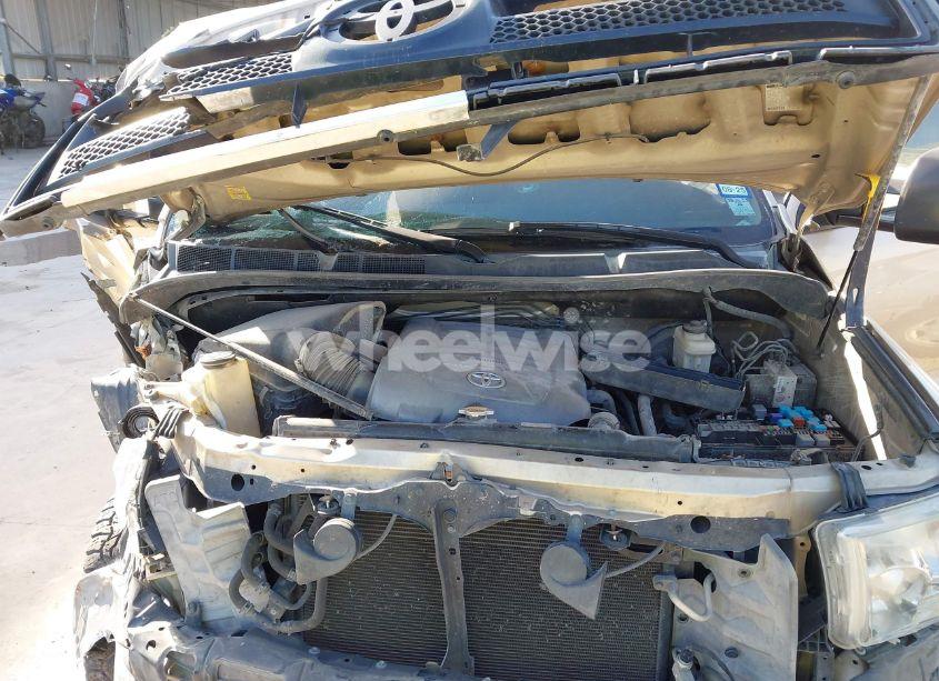 Photo 10 of 2010 Toyota Tundra GRADE 5.7L V8 (VIN 5TFUW5F19AX151490)