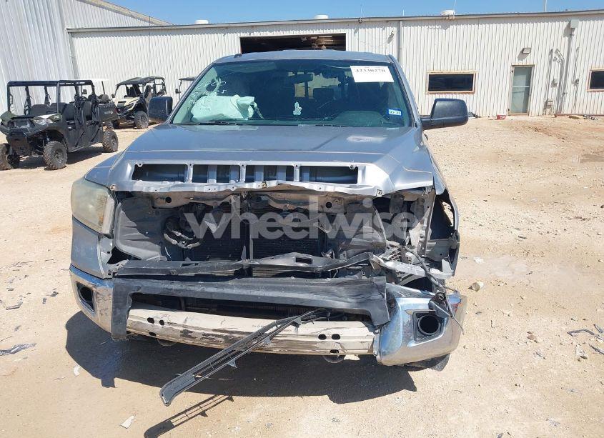 Photo 12 of 2014 Toyota Tundra SR 5.7L V8/SR5 5.7L V8 (VIN 5TFUW5F19EX392200)