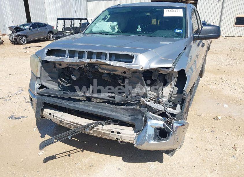 Photo 6 of 2014 Toyota Tundra SR 5.7L V8/SR5 5.7L V8 (VIN 5TFUW5F19EX392200)