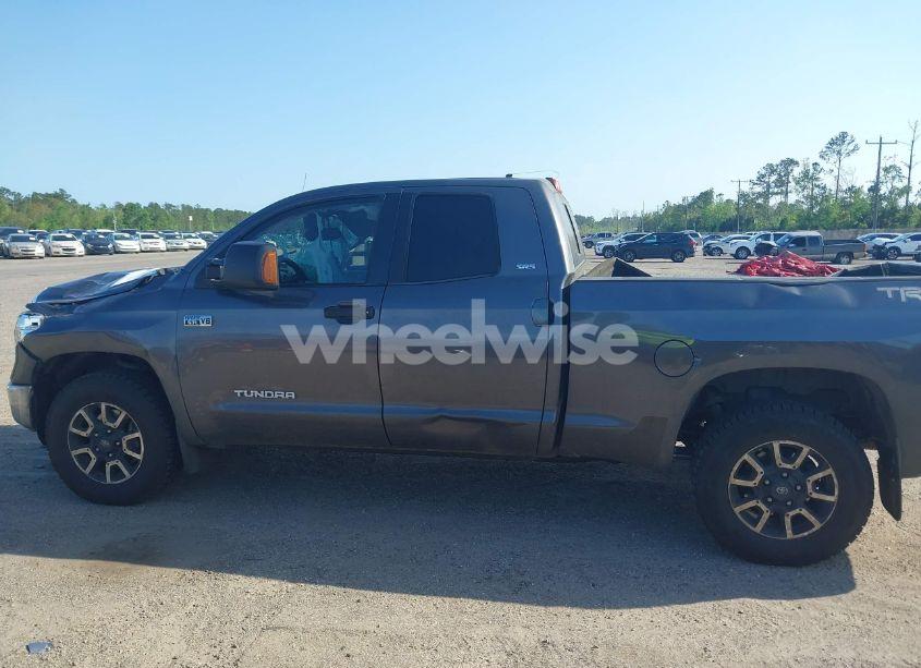 Photo 14 of 2014 Toyota Tundra SR5 5.7L V8 (VIN 5TFUW5F1XEX351784)