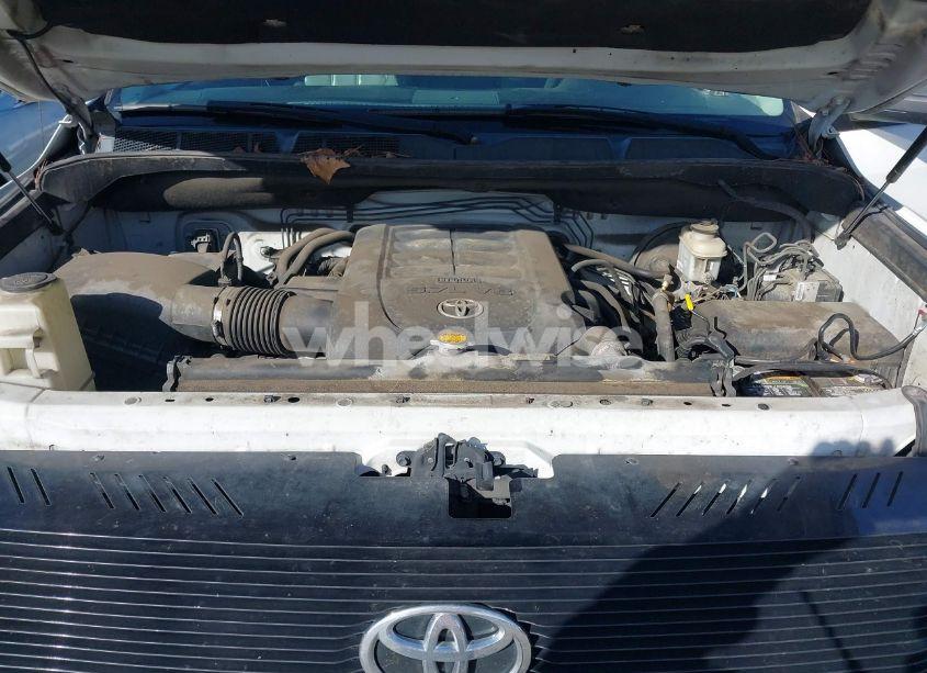 Photo 10 of 2014 Toyota Tundra SR5 5.7L V8 (VIN 5TFUW5F1XEX370559)