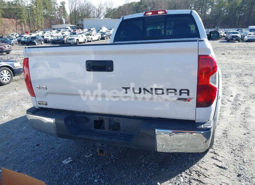 Photo 16 of 2014 Toyota Tundra SR5 5.7L V8 (VIN 5TFUW5F1XEX370559)