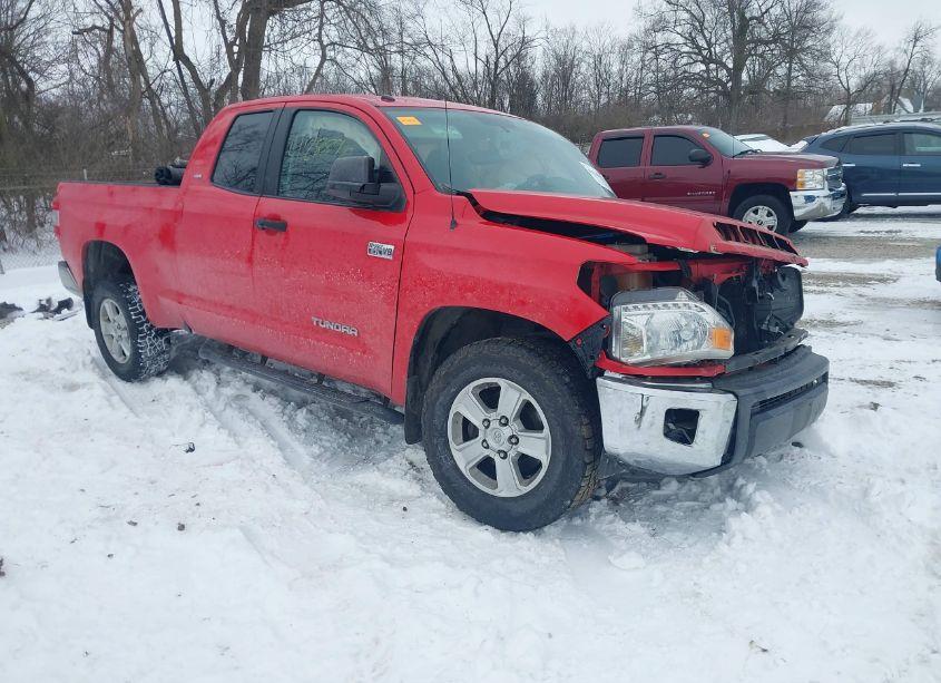 2014 Toyota Tundra SR5 5.7L V8 (VIN 5TFUW5F1XEX376460) main photo