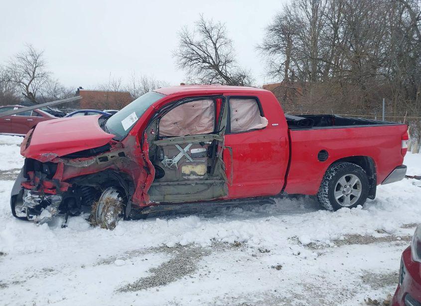 Photo 15 of 2014 Toyota Tundra SR5 5.7L V8 (VIN 5TFUW5F1XEX376460)