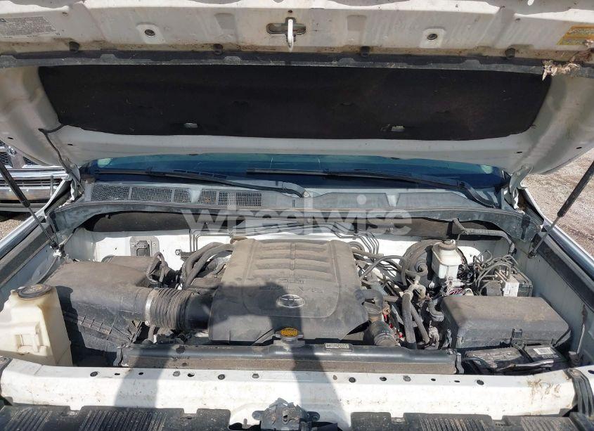 Photo 10 of 2016 Toyota Tundra SR5 5.7L V8 (VIN 5TFUW5F1XGX489845)