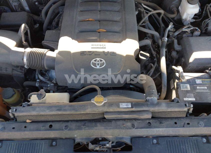 Photo 10 of 2016 Toyota Tundra SR5 5.7L V8 (VIN 5TFUW5F1XGX525419)