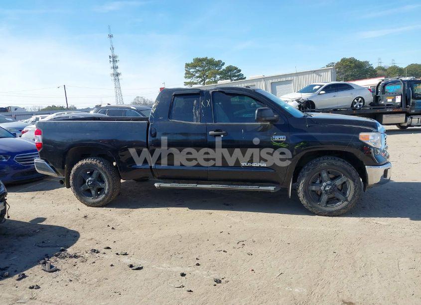 Photo 13 of 2016 Toyota Tundra SR5 5.7L V8 (VIN 5TFUW5F1XGX525419)