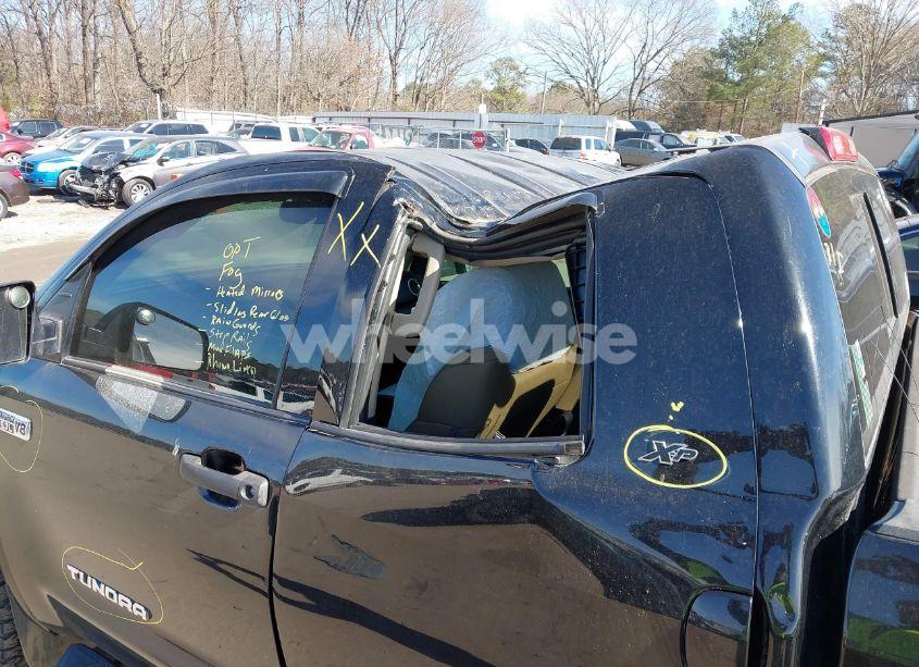 Photo 18 of 2016 Toyota Tundra SR5 5.7L V8 (VIN 5TFUW5F1XGX525419)