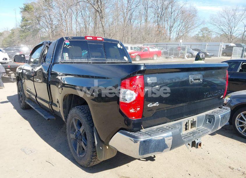 Photo 3 of 2016 Toyota Tundra SR5 5.7L V8 (VIN 5TFUW5F1XGX525419)