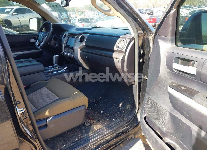 Photo 5 of 2016 Toyota Tundra SR5 5.7L V8 (VIN 5TFUW5F1XGX525419)