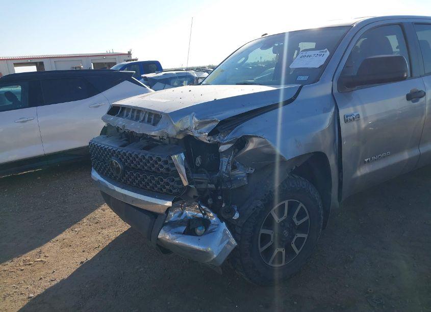 Photo 17 of 2019 Toyota Tundra SR5 5.7L V8 (VIN 5TFUW5F1XKX820335)