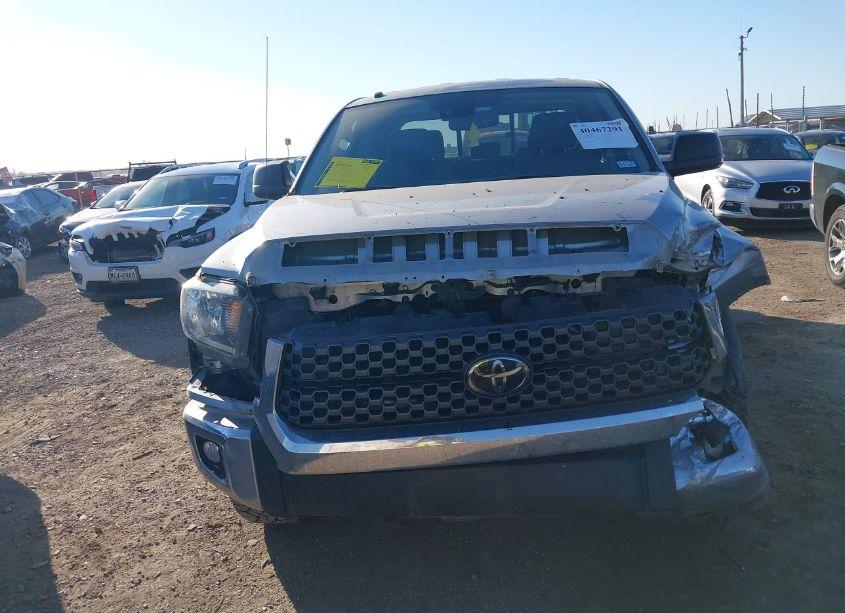 Photo 6 of 2019 Toyota Tundra SR5 5.7L V8 (VIN 5TFUW5F1XKX820335)