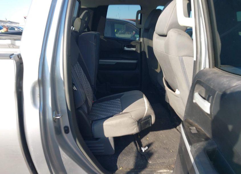 Photo 8 of 2019 Toyota Tundra SR5 5.7L V8 (VIN 5TFUW5F1XKX820335)