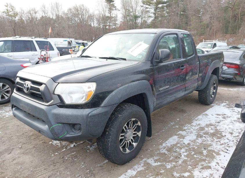 Photo 2 of 2012 Toyota Tacoma (VIN 5TFUX4EN0CX010886)