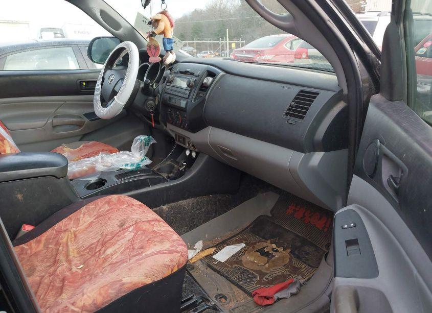 Photo 5 of 2012 Toyota Tacoma (VIN 5TFUX4EN0CX010886)