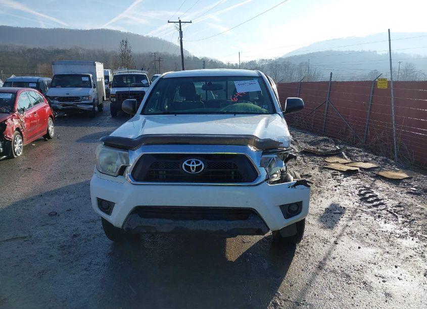 Photo 13 of 2013 Toyota Tacoma ACCESS CAB (VIN 5TFUX4EN0DX016446)