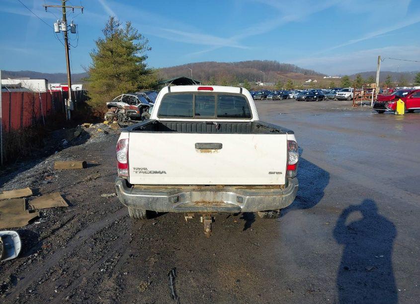 Photo 17 of 2013 Toyota Tacoma ACCESS CAB (VIN 5TFUX4EN0DX016446)
