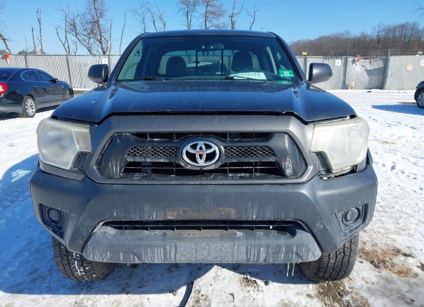 Photo 12 of 2013 Toyota Tacoma (VIN 5TFUX4EN1DX017735)