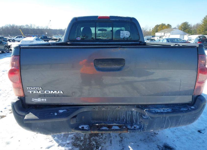 Photo 14 of 2013 Toyota Tacoma (VIN 5TFUX4EN1DX017735)