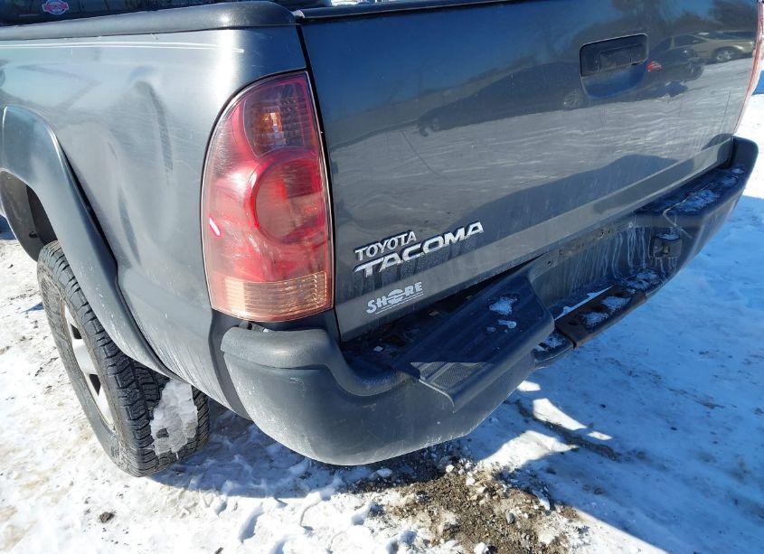 Photo 16 of 2013 Toyota Tacoma (VIN 5TFUX4EN1DX017735)