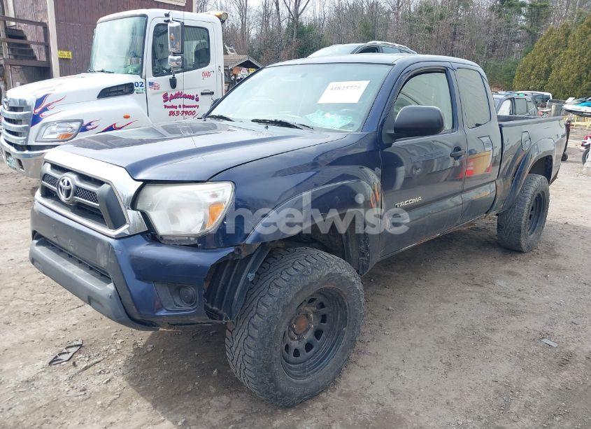 Photo 2 of 2012 Toyota Tacoma (VIN 5TFUX4EN2CX010405)