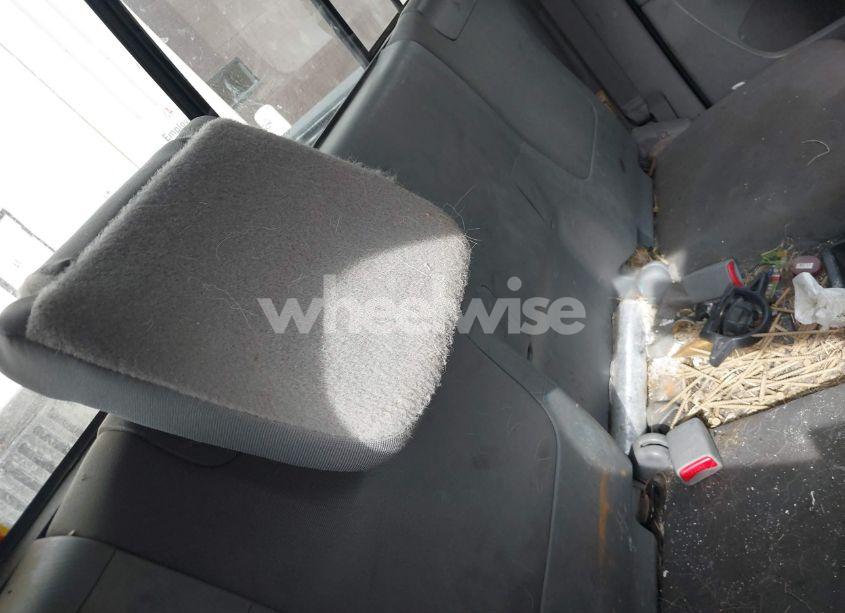 Photo 8 of 2012 Toyota Tacoma (VIN 5TFUX4EN2CX010405)