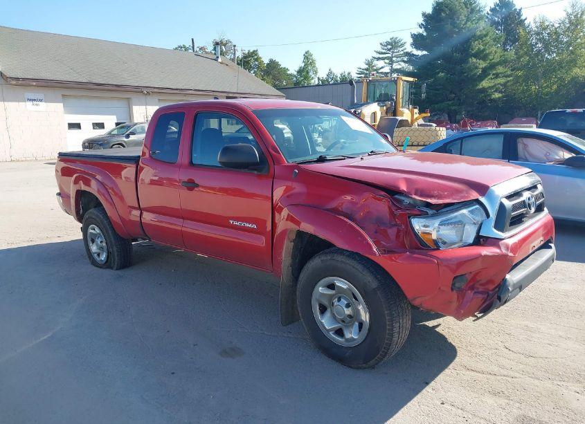 2015 Toyota Tacoma (VIN 5TFUX4EN6FX038793) main photo
