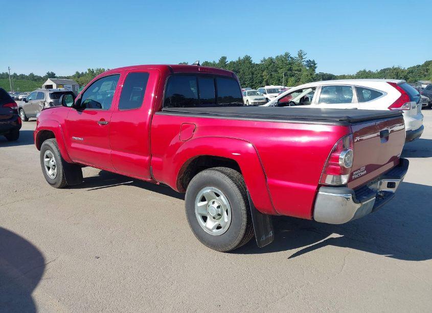 Photo 3 of 2015 Toyota Tacoma (VIN 5TFUX4EN6FX038793)