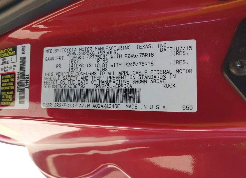 Photo 9 of 2015 Toyota Tacoma (VIN 5TFUX4EN6FX038793)