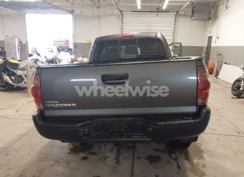 Photo 16 of 2014 Toyota Tacoma (VIN 5TFUX4EN8EX024814)