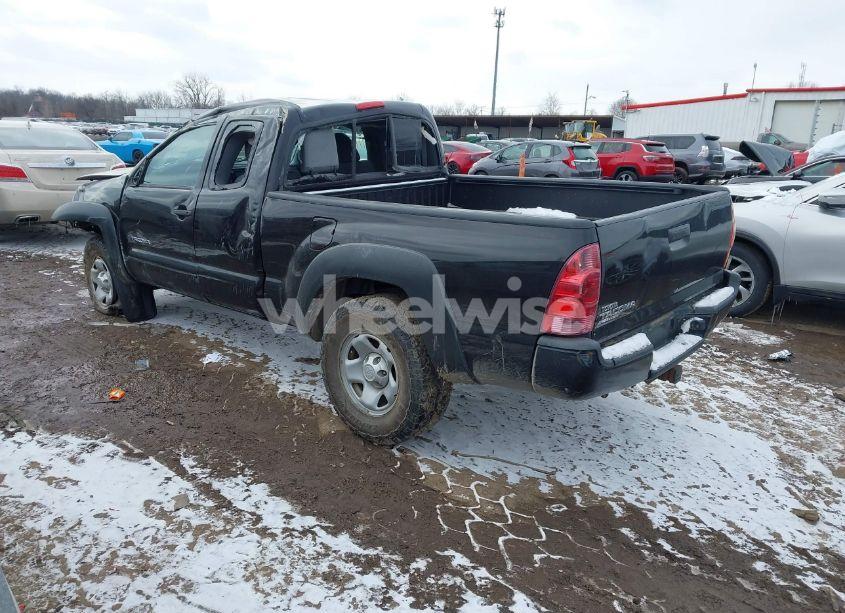 Photo 3 of 2014 Toyota Tacoma (VIN 5TFUX4EN8EX026787)