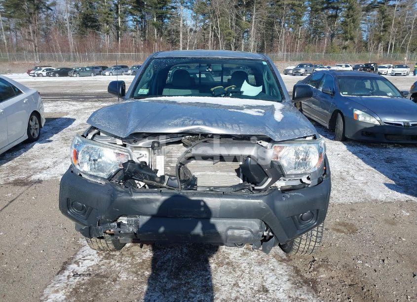 Photo 12 of 2015 Toyota Tacoma (VIN 5TFUX4EN8FX032722)
