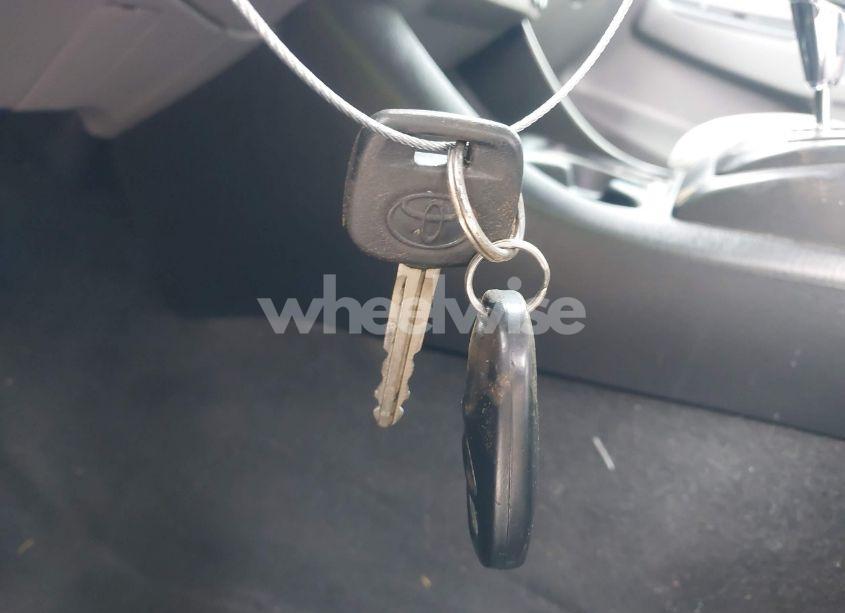 Photo 11 of 2015 Toyota Tacoma (VIN 5TFUX4EN8FX033949)