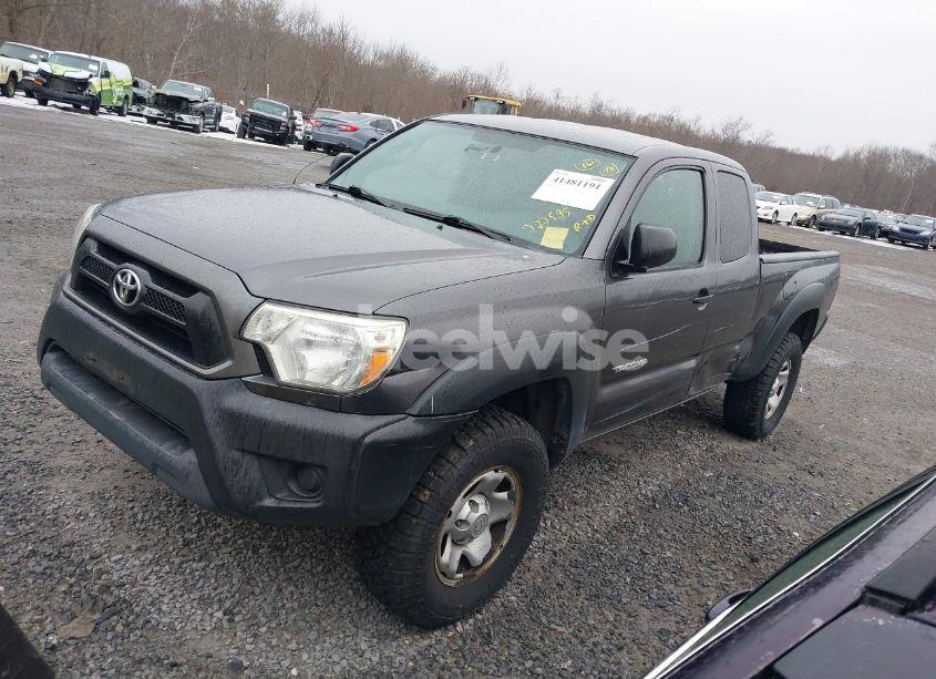 Photo 2 of 2012 Toyota Tacoma (VIN 5TFUX4EN9CX009784)