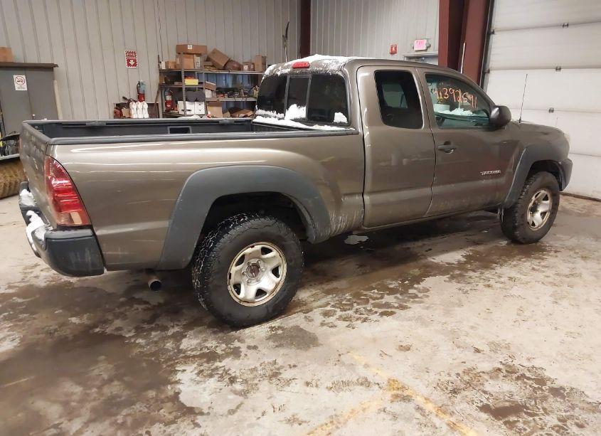 Photo 13 of 2012 Toyota Tacoma (VIN 5TFUX4EN9CX014239)