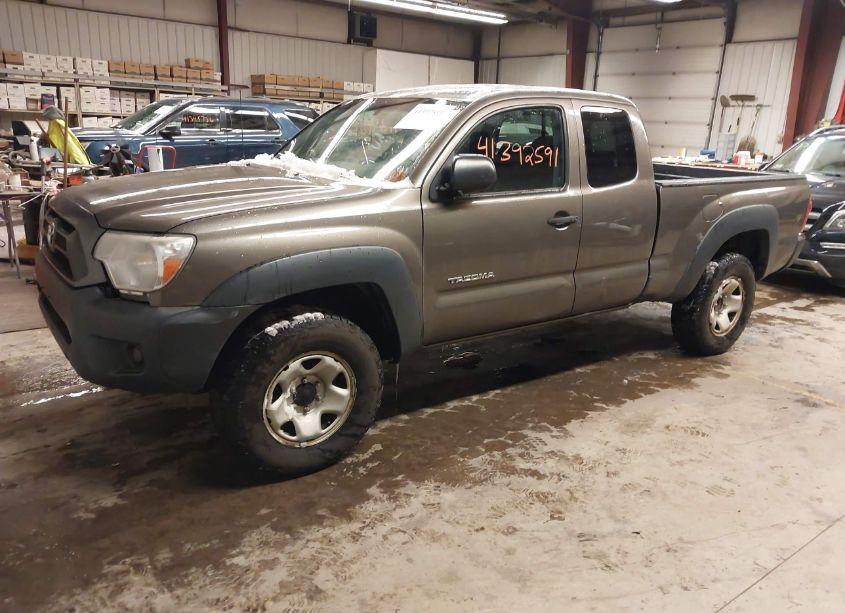 Photo 2 of 2012 Toyota Tacoma (VIN 5TFUX4EN9CX014239)
