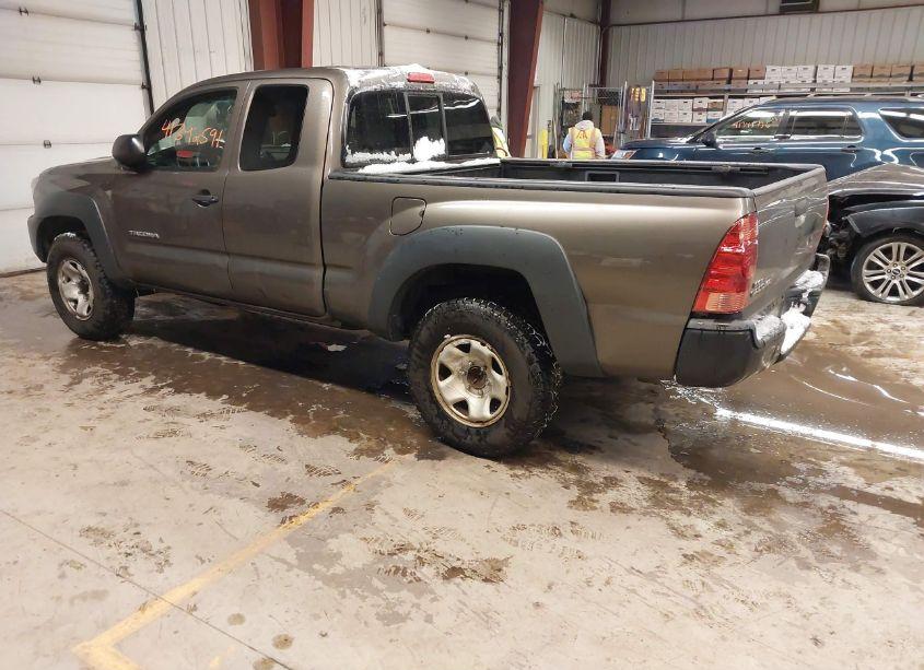 Photo 3 of 2012 Toyota Tacoma (VIN 5TFUX4EN9CX014239)