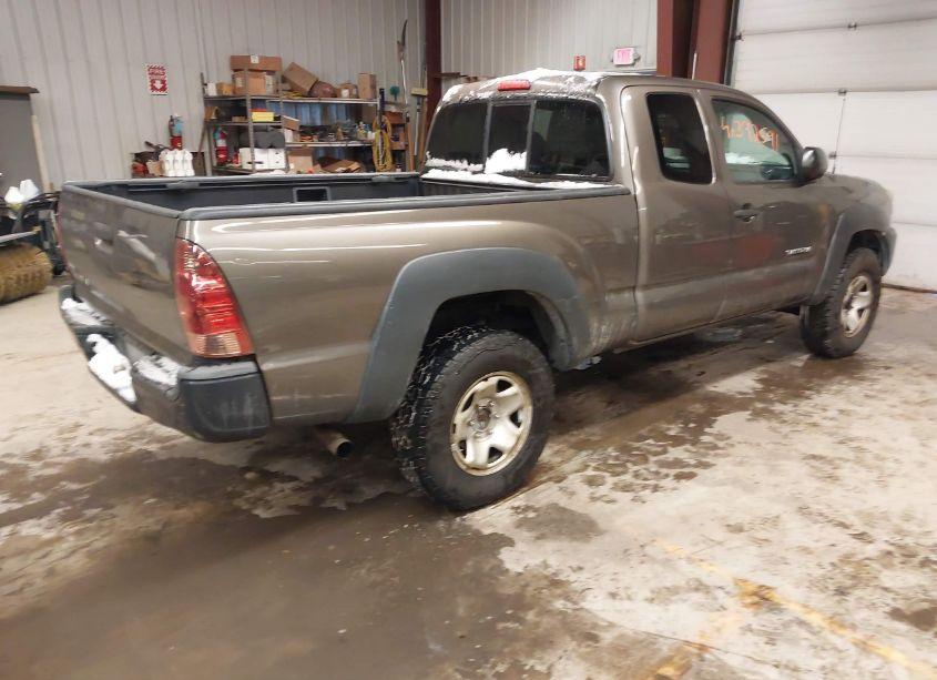 Photo 4 of 2012 Toyota Tacoma (VIN 5TFUX4EN9CX014239)